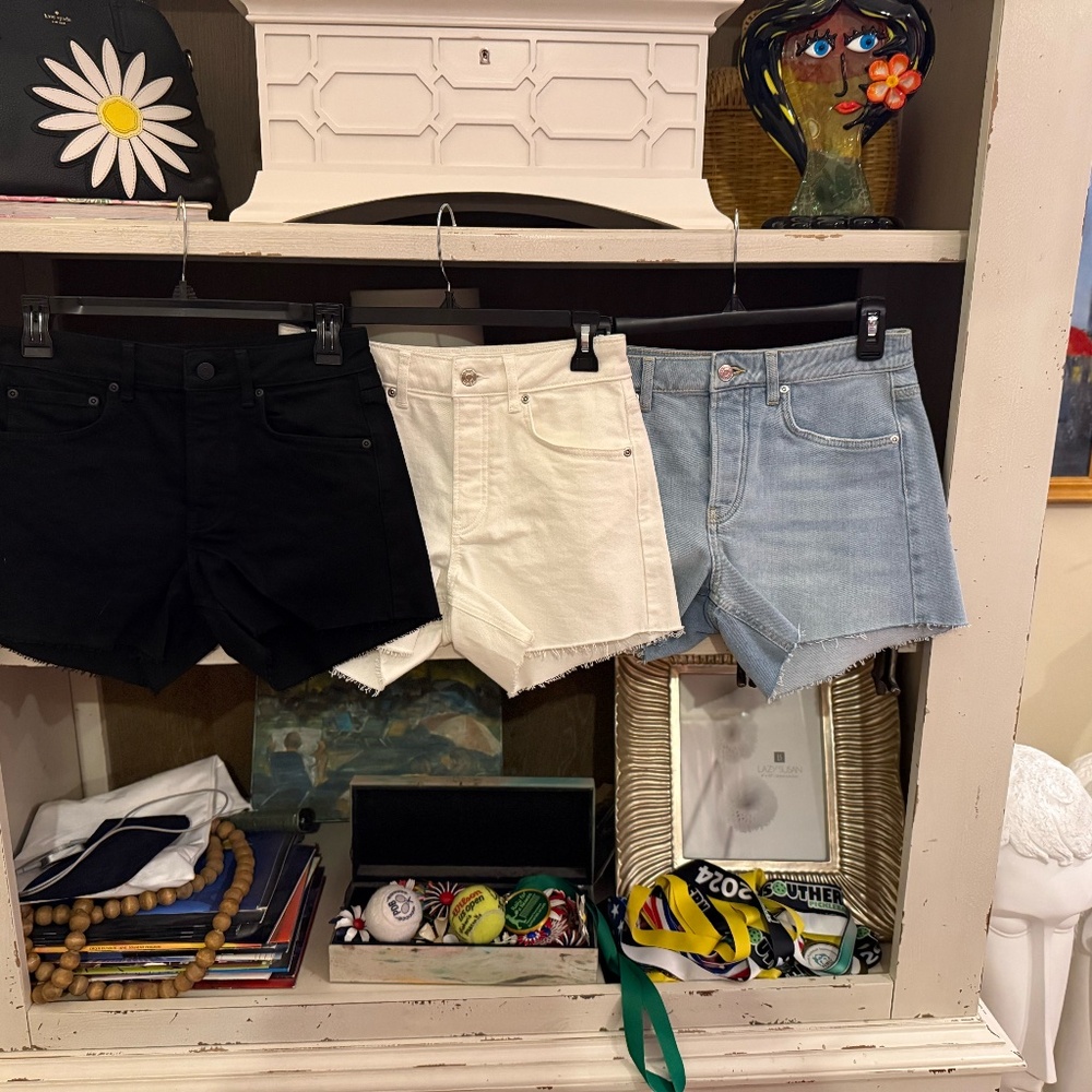 Antonio Melani bayleigh denim shorts lot sz 0 white black blue nwt